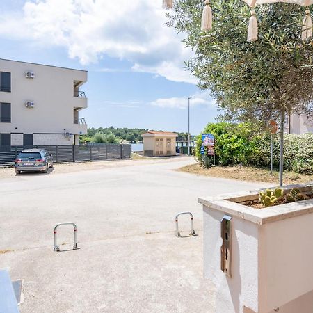 App Akumal-25M Zum Meer, Privatparkplatz, 50 Zoll Smart Tv, Sat Медулин Екстер'єр фото